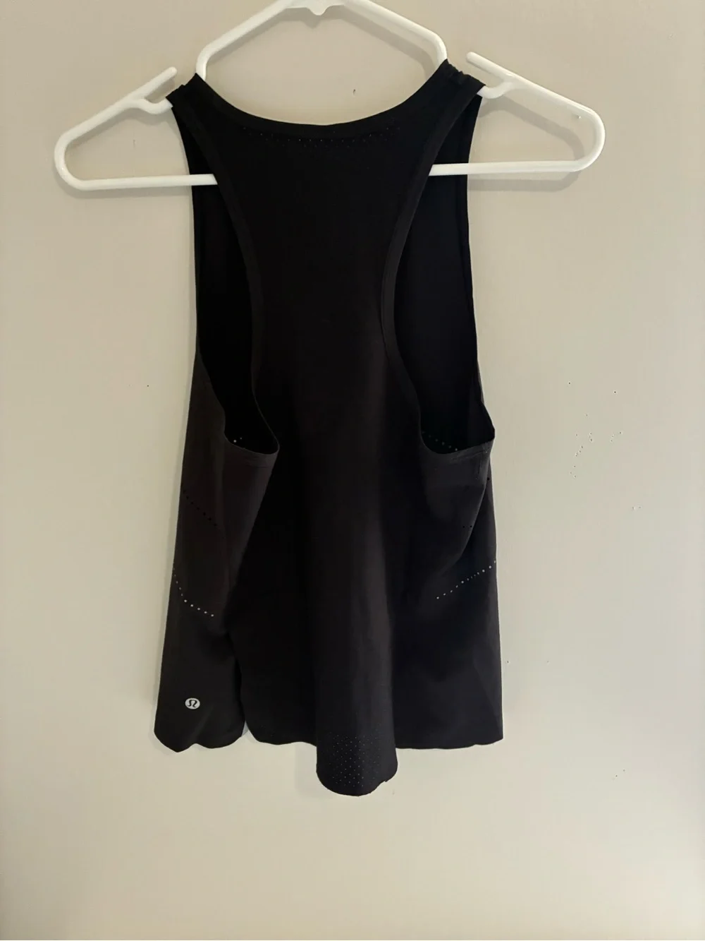 Lululemon Fast & Free Sleeveless Black Top SZ 4